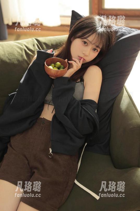 迷醉于Hana Bunny的维多利亚女仆私房原图，感受复古魅力